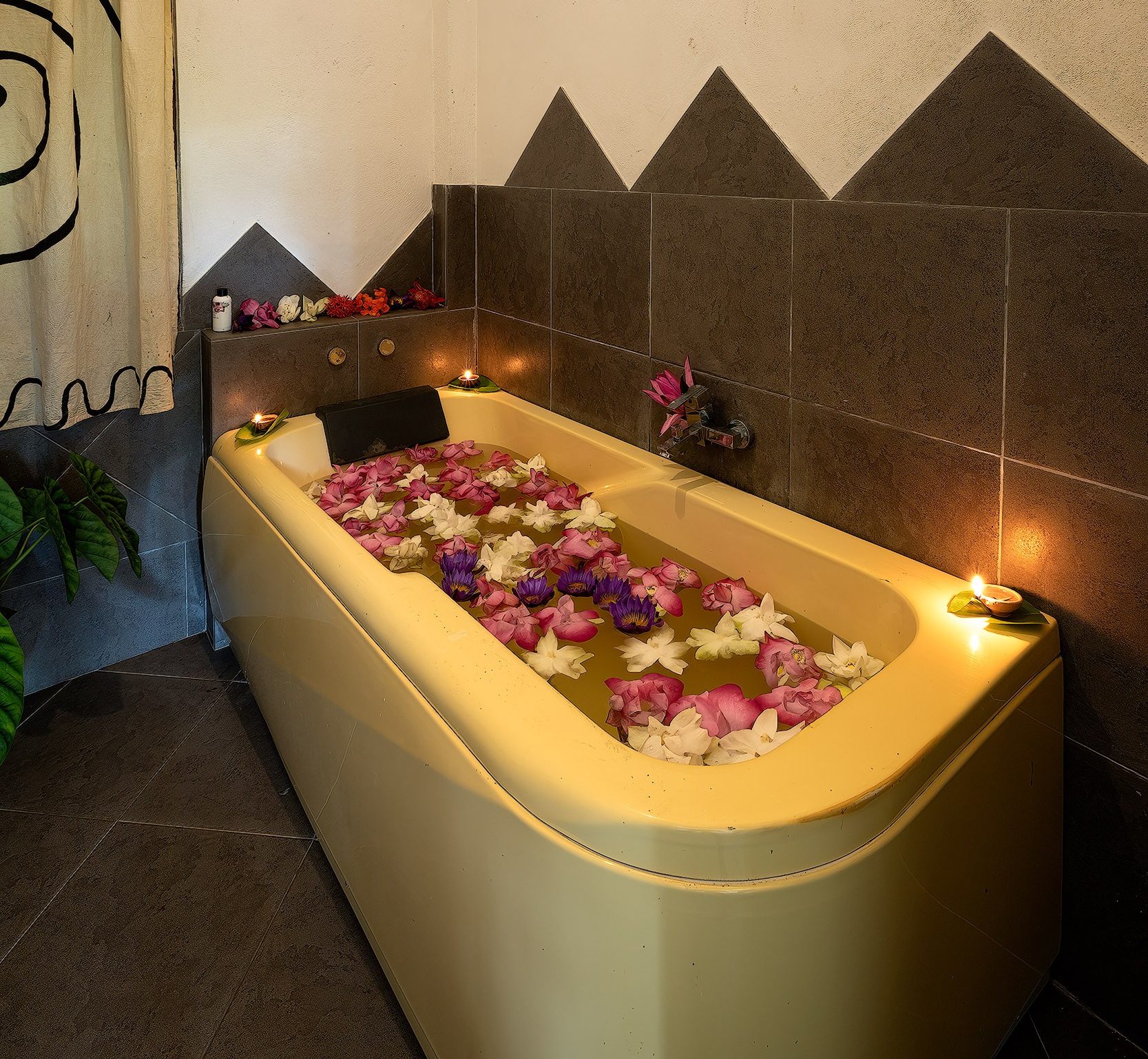 Flowerbath 1