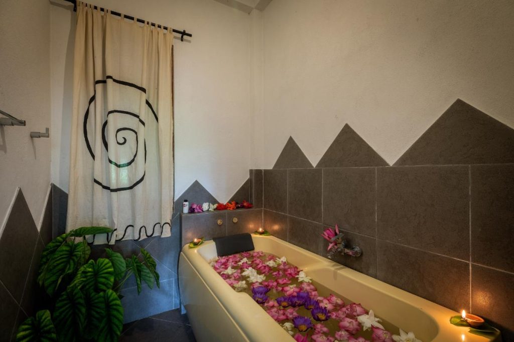 Flowerbath