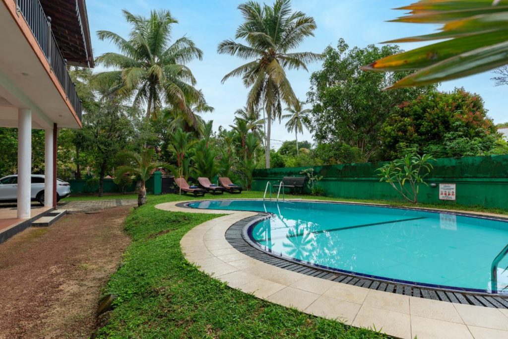 pool 1